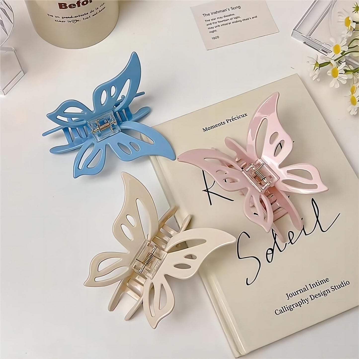 Chic Hollowed-out Butterfly Chignon Claw Clip Hair Clip